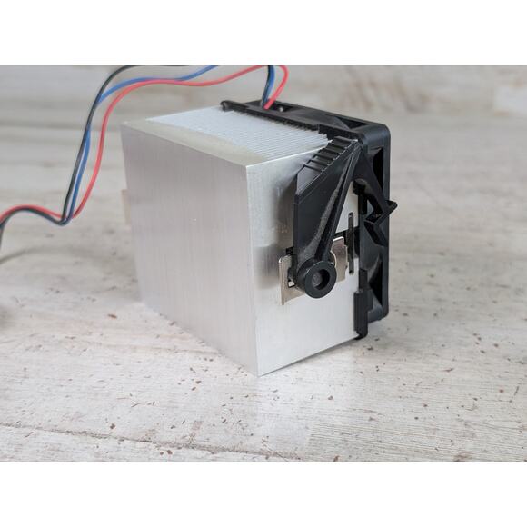 MSI K9MM-V MS7312 V1.0 MicroATX Motherboard AM2 mPGA940 AGP 1.5V PCI w Cooler - Picture 9 of 10